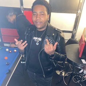 Meet your Posher, Markell